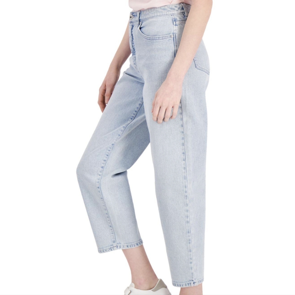 Style & Co High Rise Straight Leg Mom 90s Jean Light Wash Denim Size 10 - Picture 2 of 11